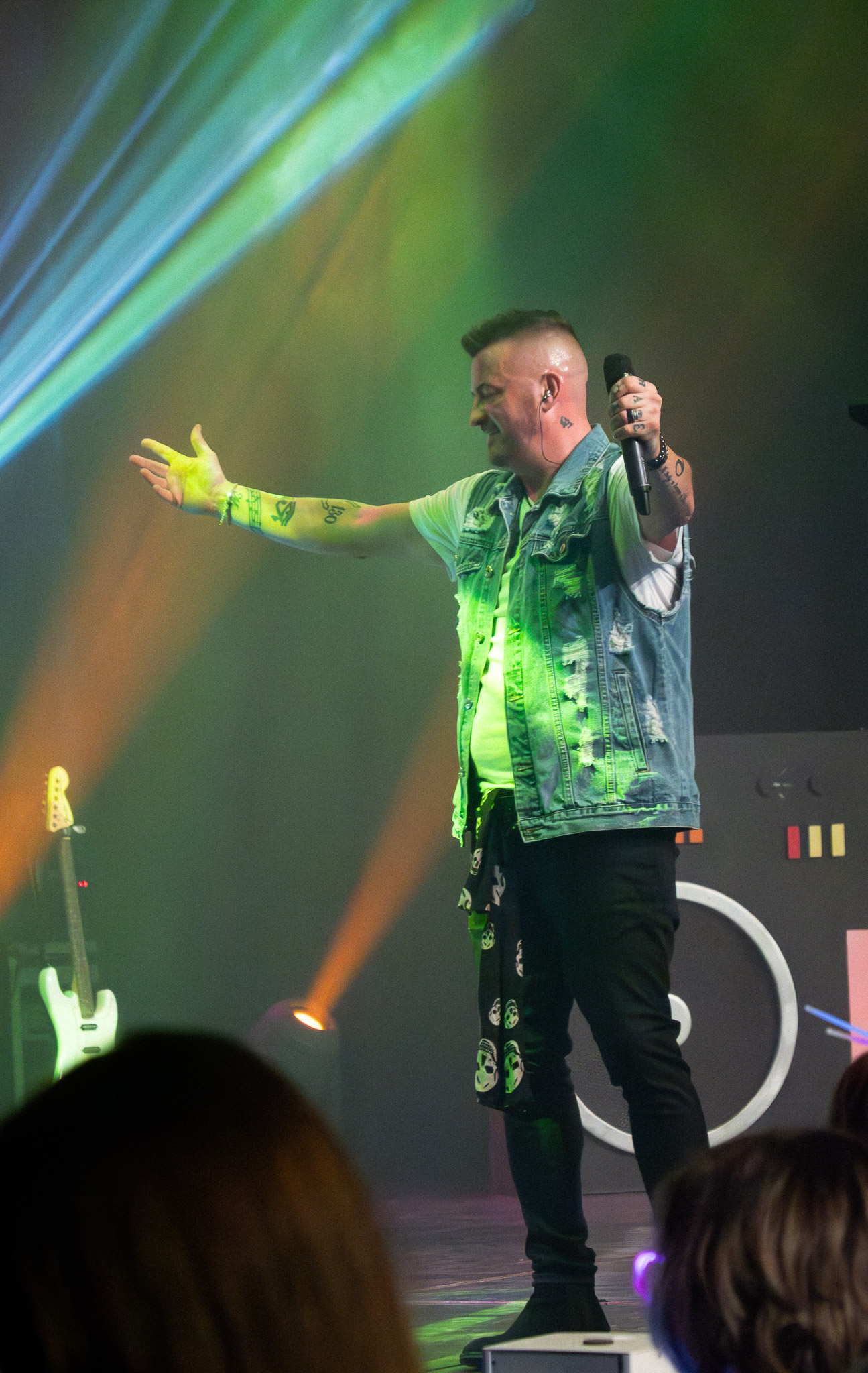 The Rubix Effect lead singer interacting and singing to the crowd